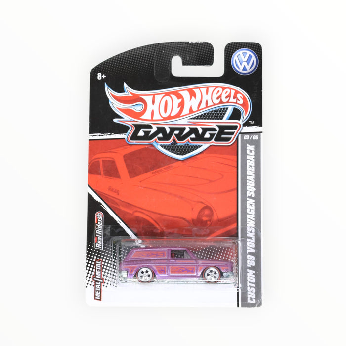 Hot Wheels Custom '69 Volkswagen Squareback - Hot Wheels Garage (2011)