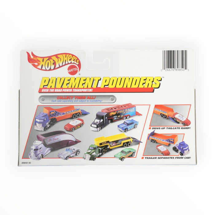 Hot Wheels '58 Corvette Coupe - Pavement Pounders (2001)