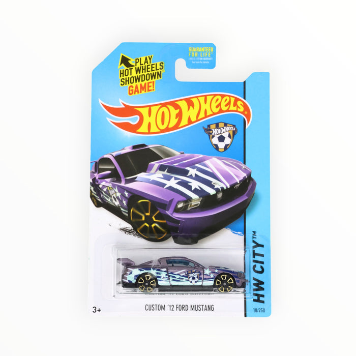 Hot Wheels Custom '12 Ford Mustang - Mainline (2014) 18/250