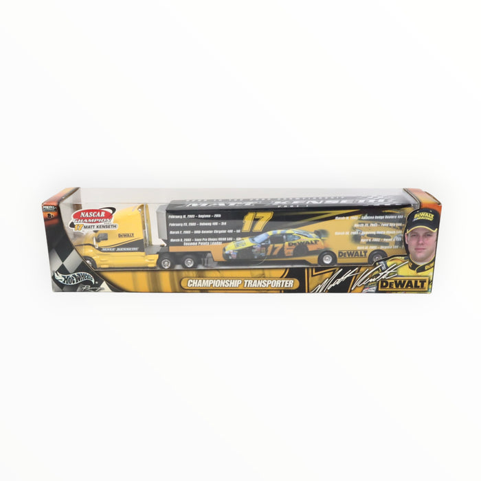 Hot Wheels Kenworth T2000 (#17, DeWalt) Team Transporter (2004)
