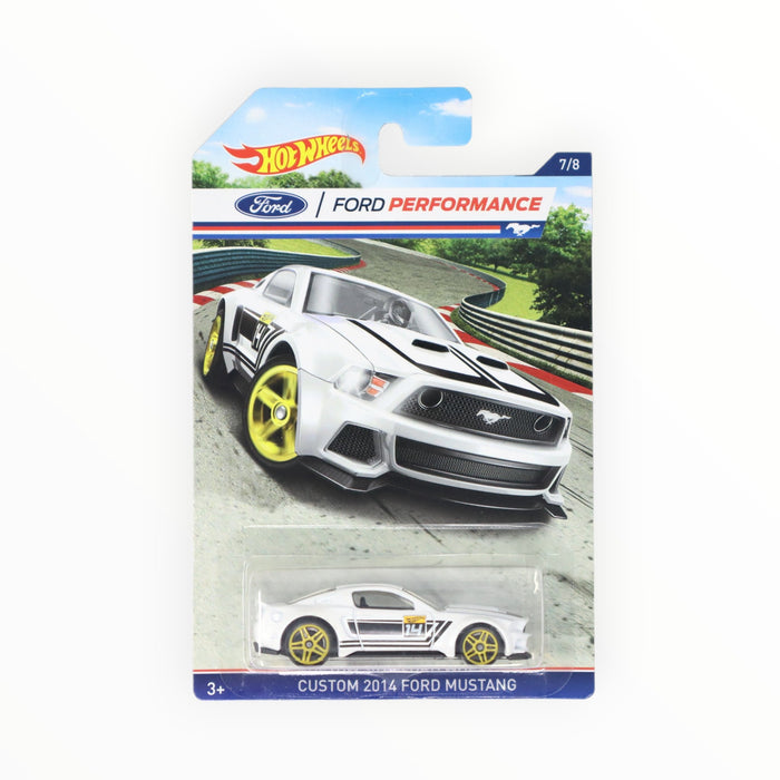 Hot Wheels Custom 2014 Ford Mustang - Ford Performance (2016) 7/8