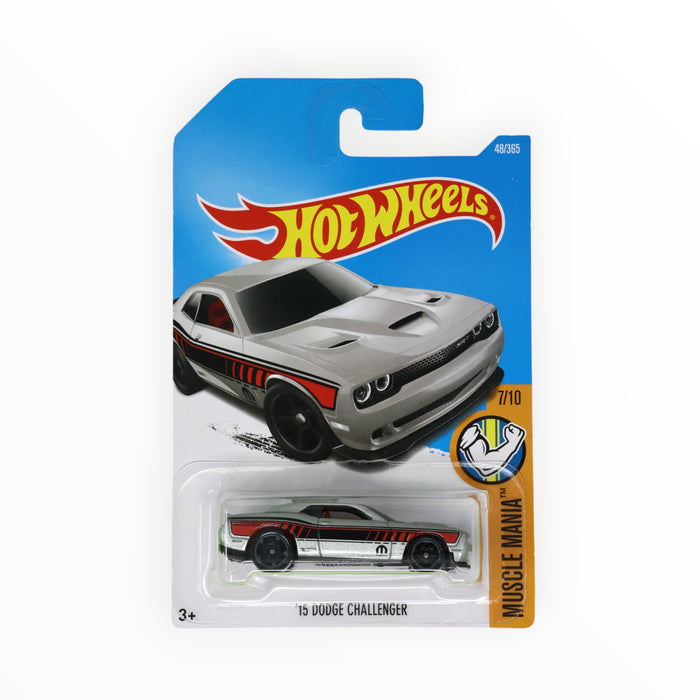 Hot Wheels '15 Dodge Challenger - Mainline (2017) 48/365