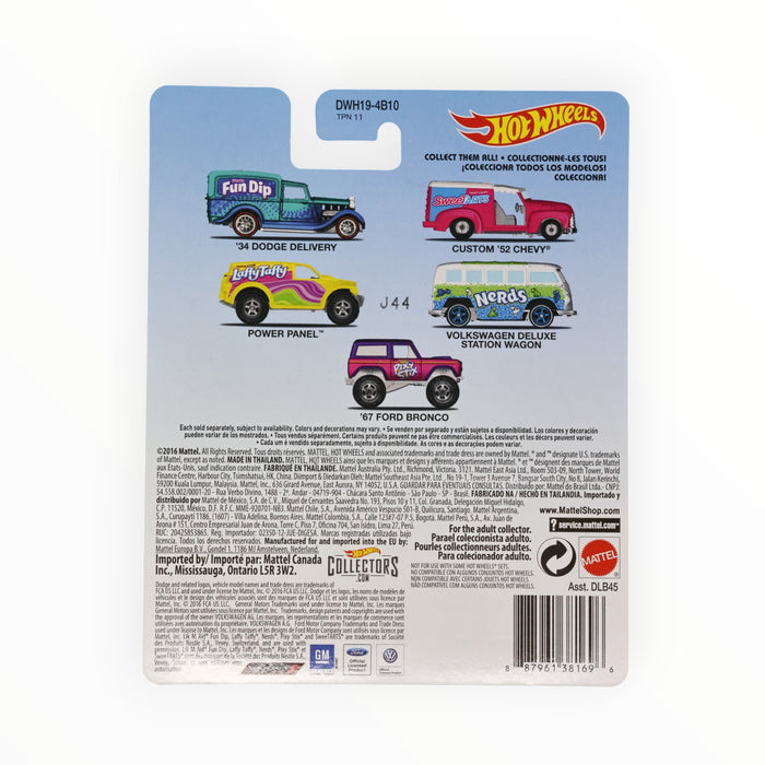 Hot Wheels Volkswagen Deluxe Station Wagon (Nerds) Pop Culture (2017)