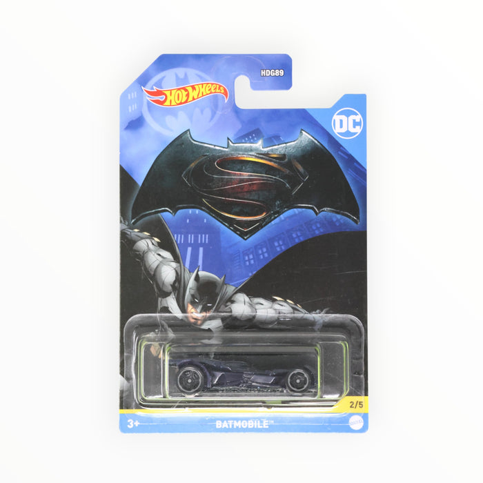 Hot Wheels Batmobile - Batman Series (2022) 2/5
