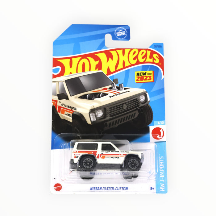 Hot Wheels Nissan Patrol Custom - Mainline (2023) 20/250