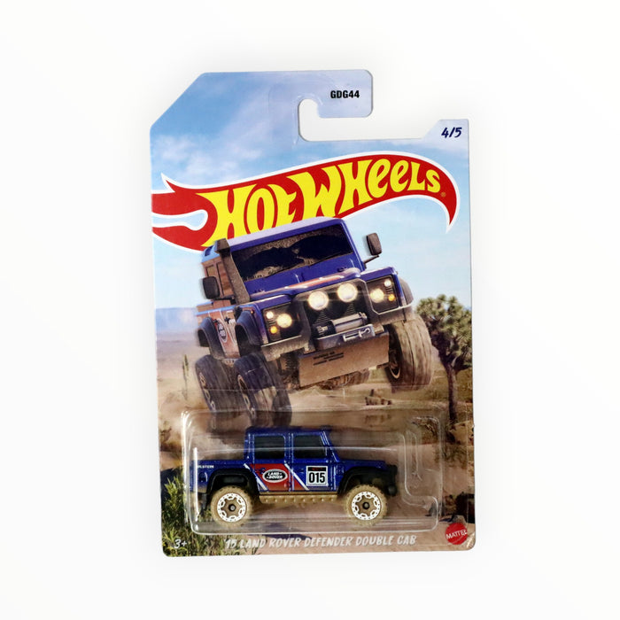 Hot Wheels '15 Land Rover Defender Double Cab - Mud Runners (2023) 4/5