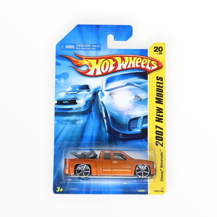 Hot Wheels Chevy Silverado - Mainline (2007) 20/180