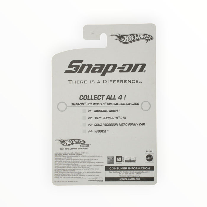 Hot Wheels 1971 Plymouth GTX - Snap-On Tools (2006) 2/4
