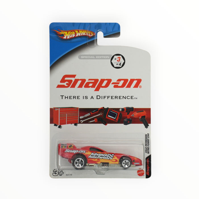 Hot Wheels Cruz Pedregon Nitro Funny Car (Firebird Funny Car) - Snap-On Tools (2006) 3/4