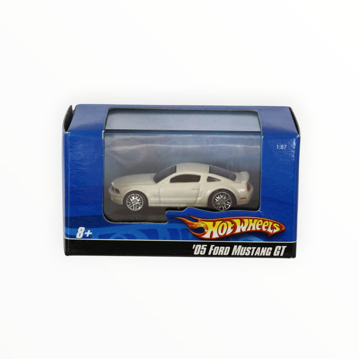 Hot Wheels '05 Ford Mustang GT - Hot Wheels 1:87 (2007)