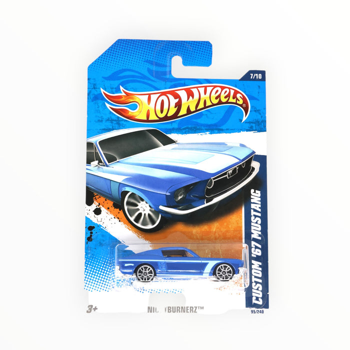 Hot Wheels '67 Custom Mustang - Mainline (2010) 95/240