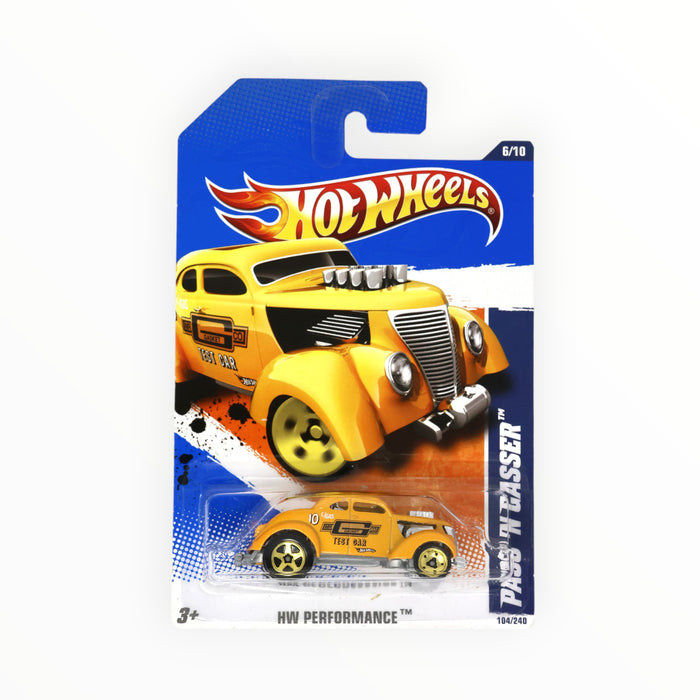 Hot Wheels Pass' n Gasser - Mainline (2010) 104/240