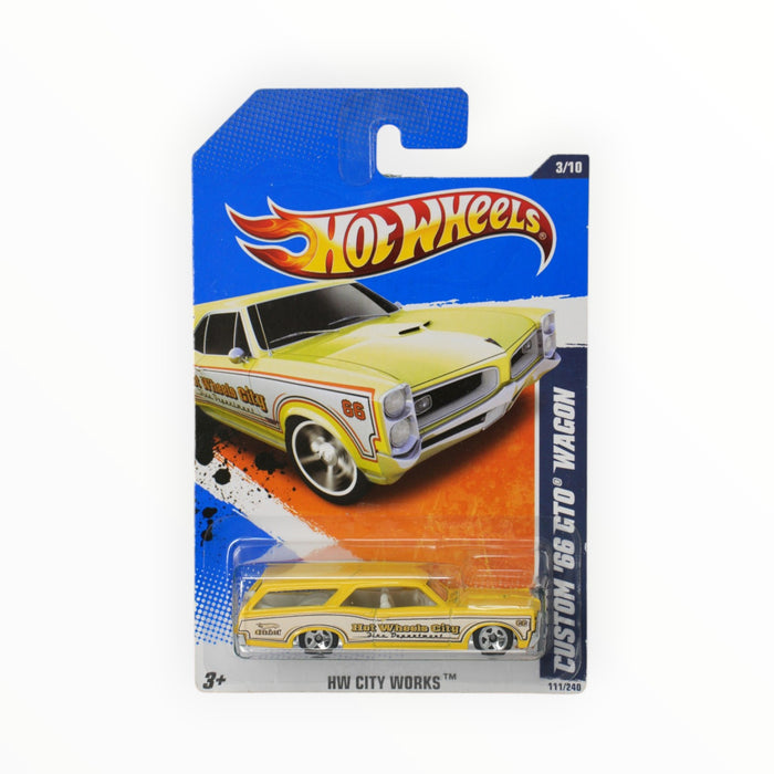 Hot Wheels Custom '66 GTO Wagon - Mainline (2010) 236/250