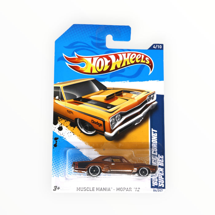 Hot Wheels '69 Dodge Coronet Super Bee (Super Treasure Hunt) Mainline (2012) 84/247