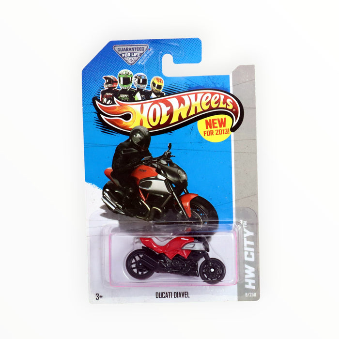 Hot Wheels Ducati Diavel - Mainline (2013) 9/250