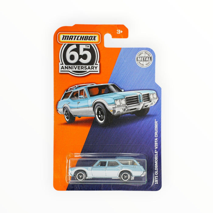 Matchbox 1971 Oldsmobile Vista Cruiser - 65th Anniversary (2018) 3/4