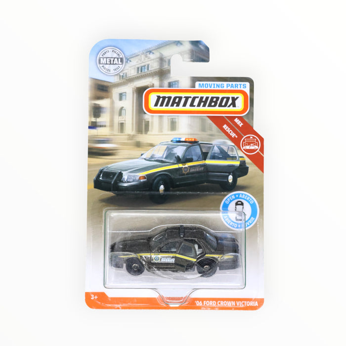 Matchbox '06 Ford Crown Victoria - Moving Parts (2019) #6