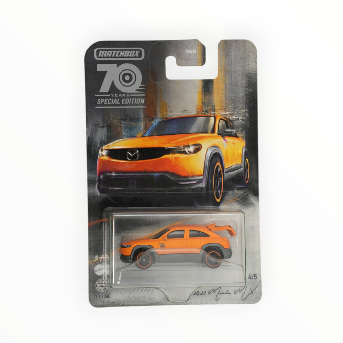 Matchbox 2021 Mazda MX-30 - Moving Parts (2023) 4/5